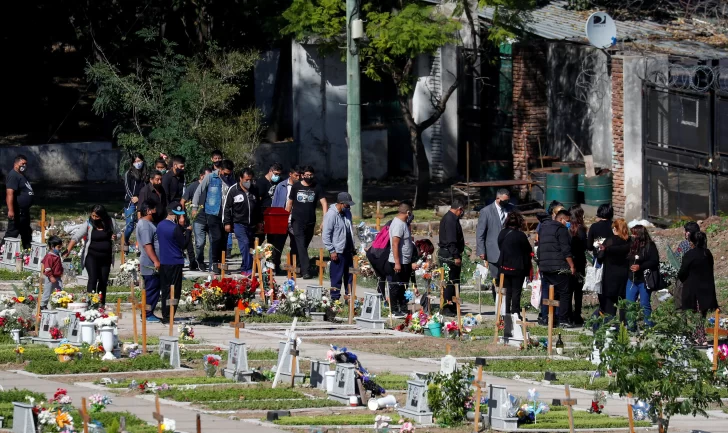 Mueren 663 argentinos, la cifra más alta de toda la pandemia Mueren 663 argentinos, la cifra más alta de toda la pandemia