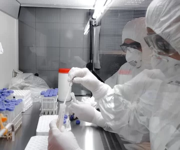 Anticipan la llegada de la variante Delta y ultiman detalles para el tercer laboratorio