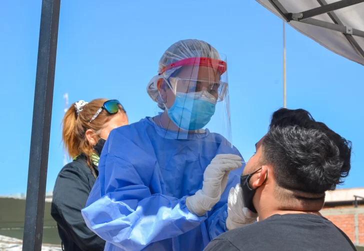 San Juan reportó 29 contagios de coronavirus y a la fecha hay 14 pacientes internados San Juan reportó 29 contagios de coronavirus y a la fecha hay 14 pacientes internados
