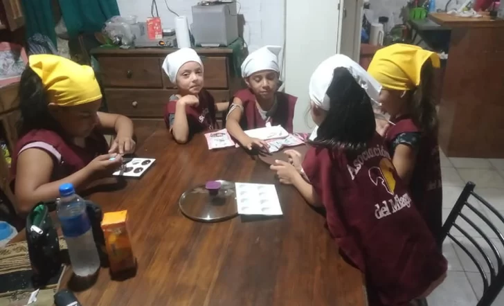 Harán huevos de Pascua para otros niños