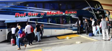 Lanzaron créditos para la compra de colectivos de media y larga distancia por $500 millones Lanzaron créditos para la compra de colectivos de media y larga distancia por $500 millones