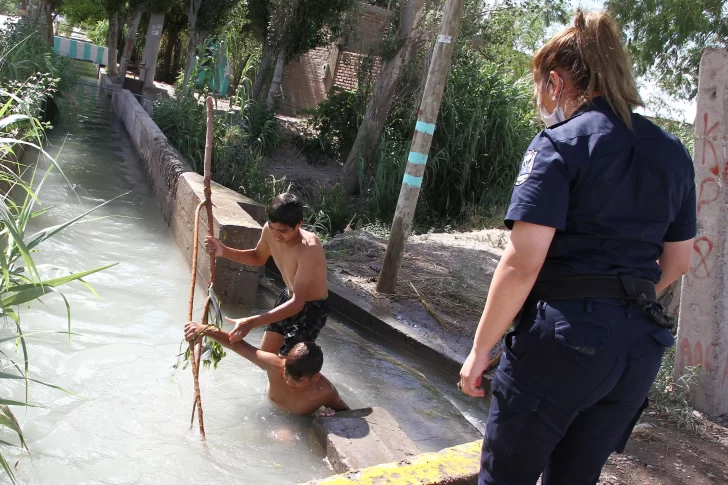 Otra vez, por falta de personal, no habrá control a quienes se bañen en los canales