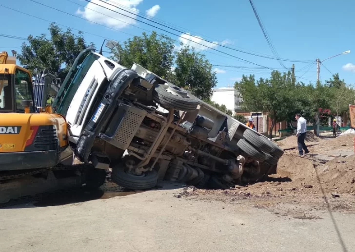 Camión hundido Camión hundido
