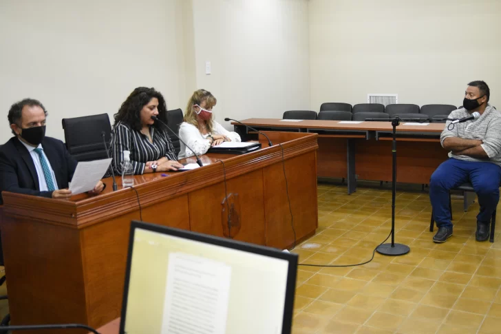 Abusó y violó durante 7 años a su hijastra, le dan 13 años de cárcel