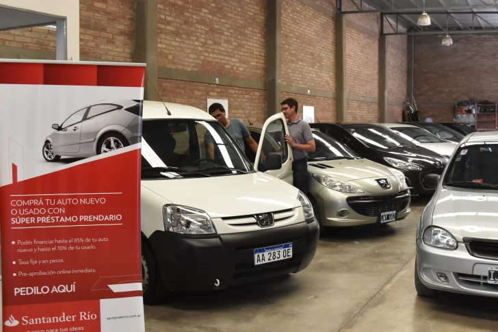 A tono con los seguros, las patentes de los autos vienen con una suba del 40%