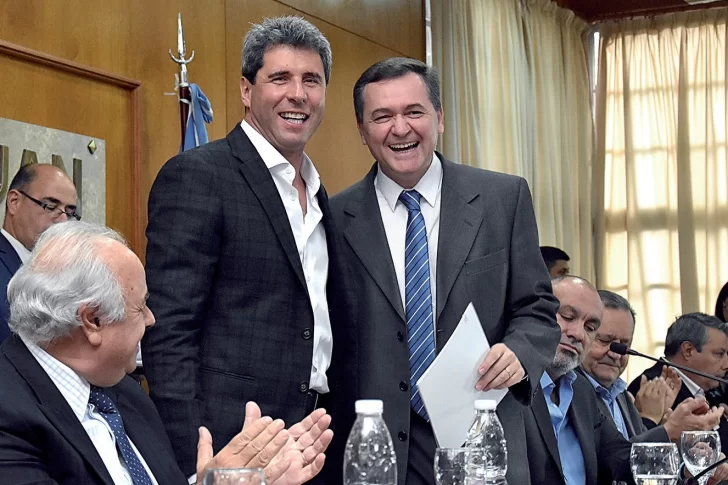 En el Ejecutivo, Hensel apunta a fortalecer el rol político del ministro de Gobierno