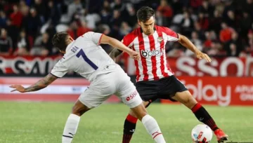 Estudiantes visita al Everton en Viña del Mar