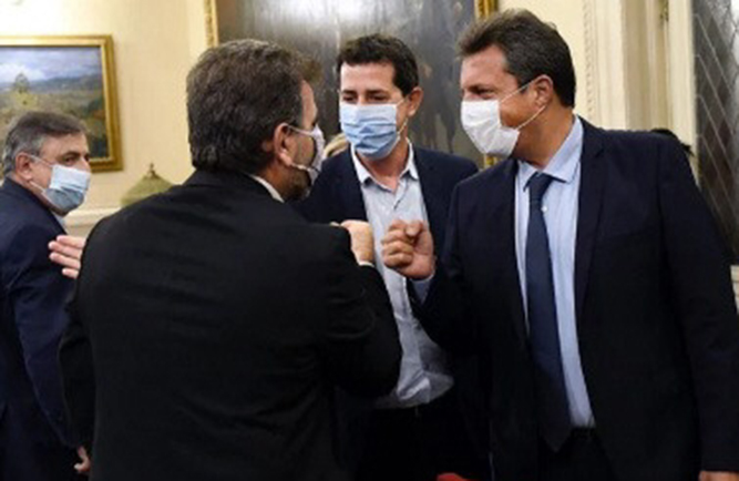 El Gobierno busca un guiño para postergar las PASO El Gobierno busca un guiño para postergar las PASO