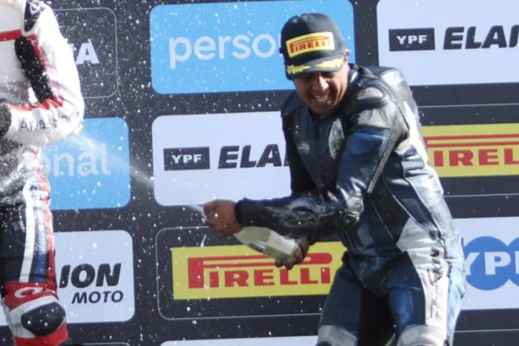 SBK Argentino: Mauricio Quiroga, en el podio tras un final dramático