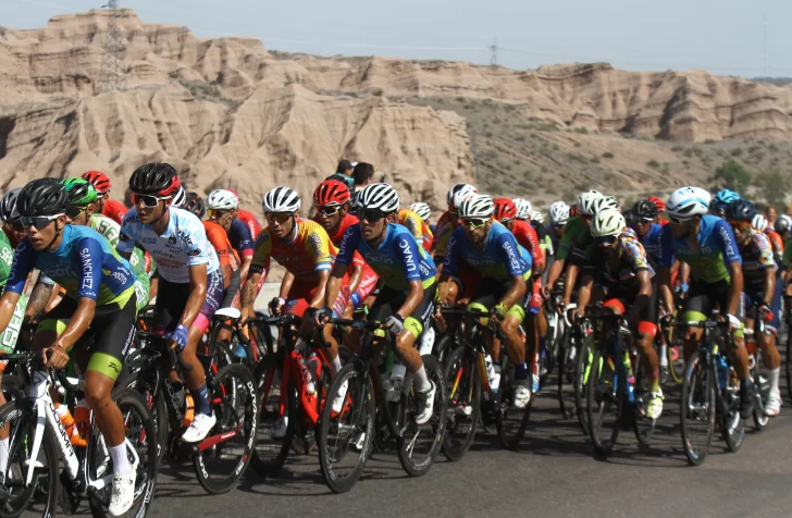 Del Negro, con todo, y contra todos Del Negro, con todo, y contra todos