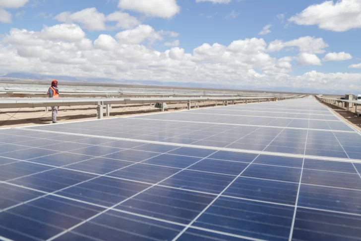 Con una oferta de $1.300 millones, adjudicaron la fábrica de paneles solares