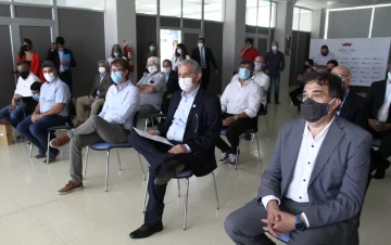 Nación promete destrabar importaciones y dar créditos a proveedores mineros