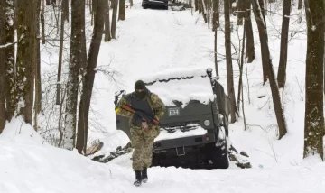 Cuando el barro y la nieve derretida complican el plan de invasión rusa Cuando el barro y la nieve derretida complican el plan de invasión rusa