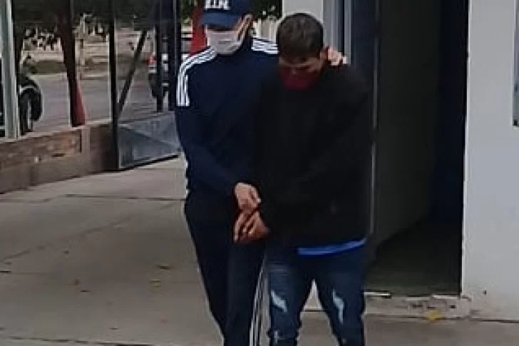 Robaba y estaba prófugo del Penal pero lo apresaron