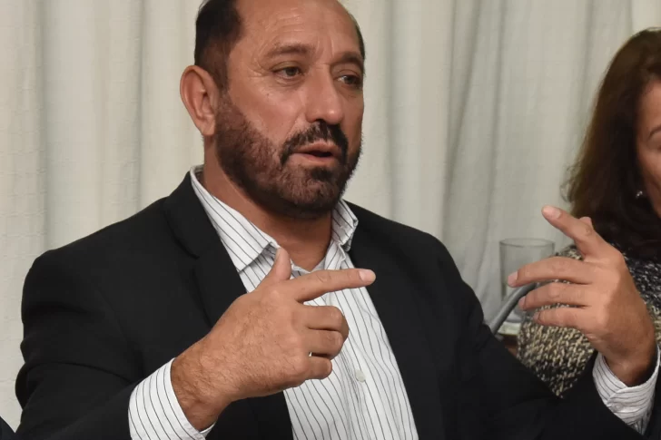 Gil pidió no ir preso y calificó de “maniobra política” la denuncia por abuso en su contra