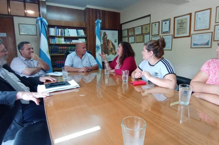 Amas de casa piden que no aumenten las tarifas de la electricidad domiciliaria