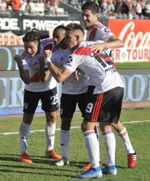 River y Boca tienen una luz de ventaja River y Boca tienen una luz de ventaja