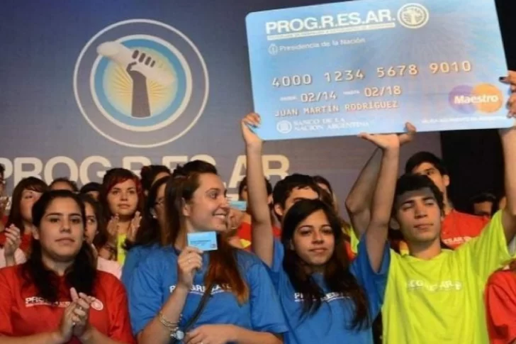 Becas Progresar llegan con aumento de 163% y se pagarán doce cuotas