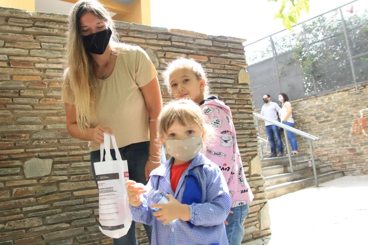 Alerta por cierre del 40% de colegios privados si vuelven a la virtualidad