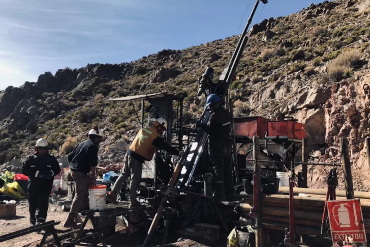 Tras dos años y por los resultados en la exploración hablan de reactivar Casposo