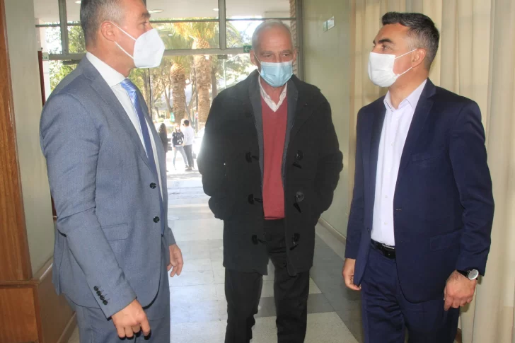 A tono con la provincia, al menos 6 comunas anticipan tramo salarial y mejoran contratos