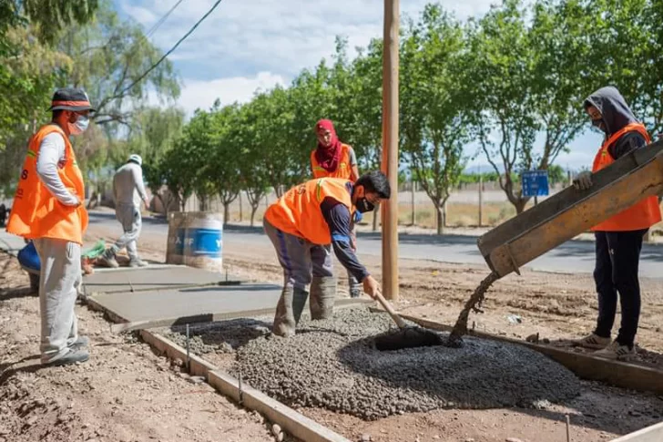 La provincia estima repartir $56 millones para que los municipales cobren el bono