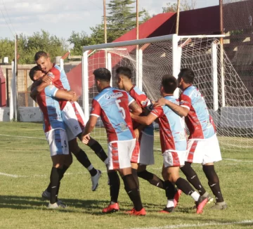 Alianza cambia lo justo