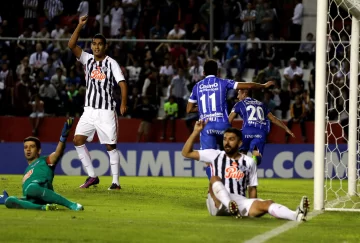 Godoy Cruz se hizo fuerte en Paraguay y ganó Godoy Cruz se hizo fuerte en Paraguay y ganó