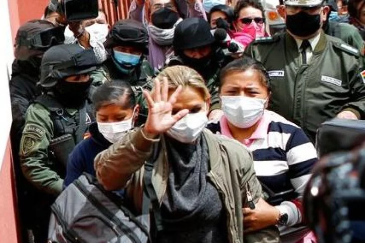 Condenan a 10 años de cárcel a expresidenta de Bolivia, Áñez