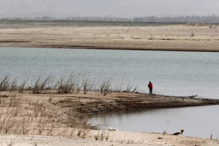 Por la sequía, la gente aprendió a cuidar más el agua y aplica las precauciones
