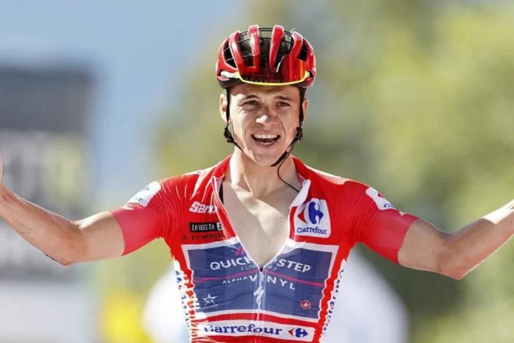 Nadie le quitó la alegría al belga Remco Evenepoel