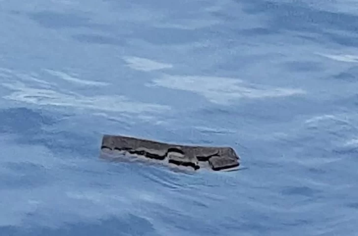 Creen haber hallado restos del avión que desapareció en Chile