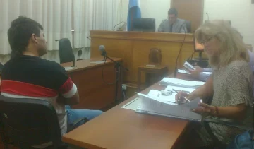 Acepta un tercer castigo por lo de siempre, robar Acepta un tercer castigo por lo de siempre, robar