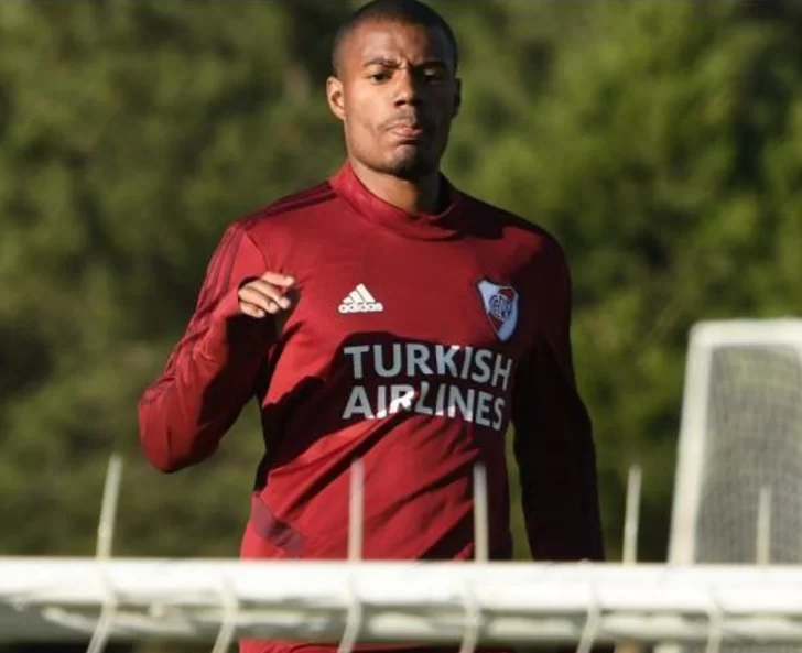 Cuidan a De la Cruz entre algodones Cuidan a De la Cruz entre algodones