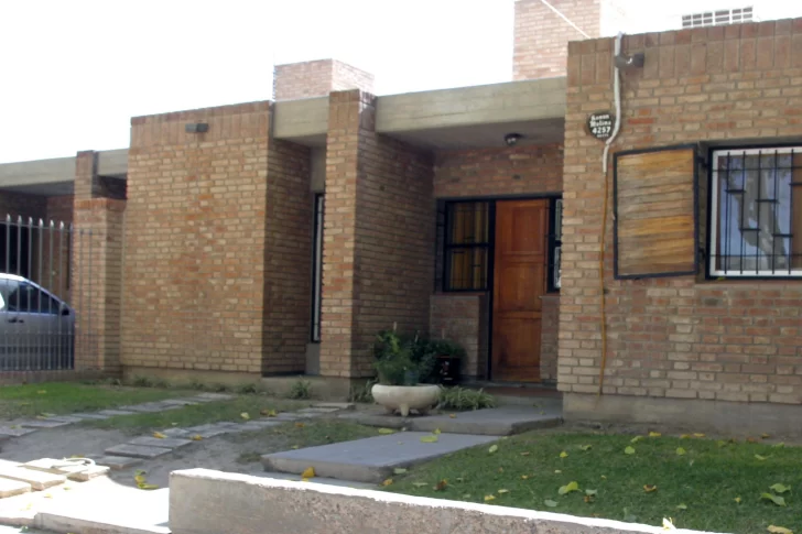 Su vecina le advirtió que iba a ser estafada, pero no le hizo caso y perdió 8.000 dólares