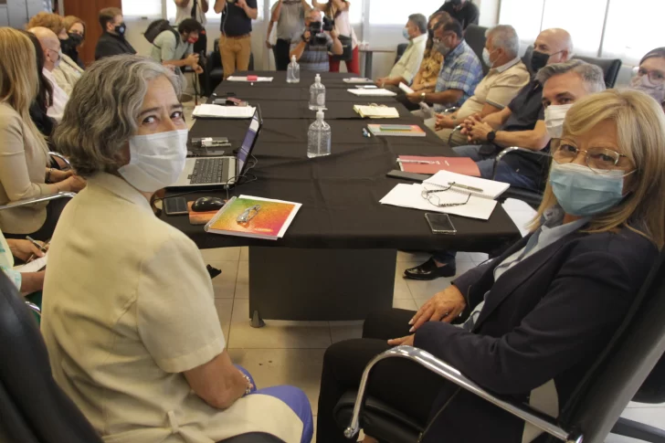 Hacienda abrió la puerta para adelantar un mes la revisión paritaria prevista para julio