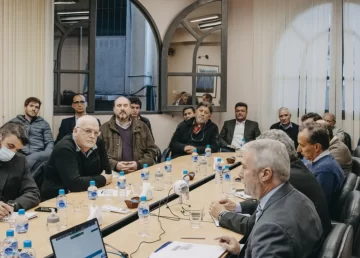 Arman comisión para potenciar la generación con energía renovable