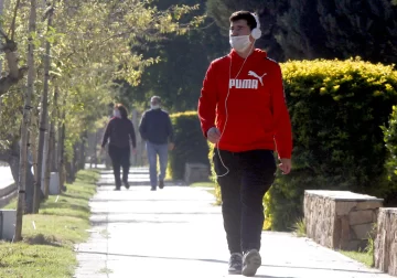 Tras un DNU, Rawson y Capital casi no suman prohibiciones pero sí controles Tras un DNU, Rawson y Capital casi no suman prohibiciones pero sí controles