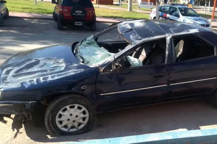 Doble choque y vuelco