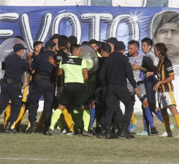 Unión avanza en suspenso y con final inconcluso Unión avanza en suspenso y con final inconcluso