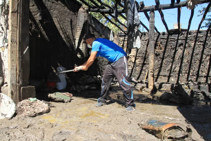 Un incendio en un depósito le hizo perder millones de pesos a trabajador de la tierra