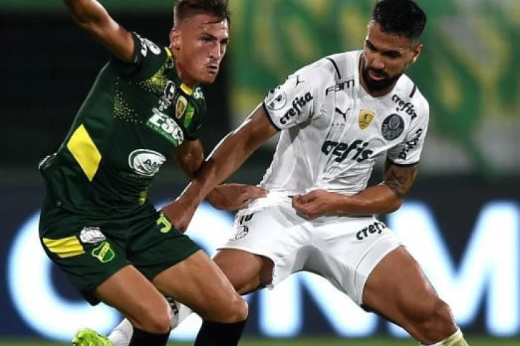 Defensa va por el milagro ante Palmeiras