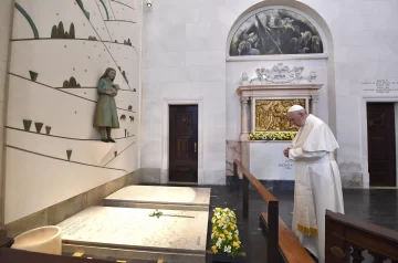 En Portugal, el Papa proclamó santos a los pastorcitos que vieron a la Virgen En Portugal, el Papa proclamó santos a los pastorcitos que vieron a la Virgen
