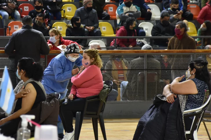 Advierten sobre una estafa con mensajes vinculados a la vacunación en San Juan