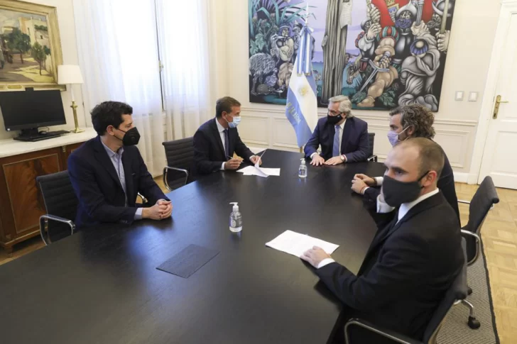 Varias provincias resisten el mandato del DNU de Alberto y no van a Fase1