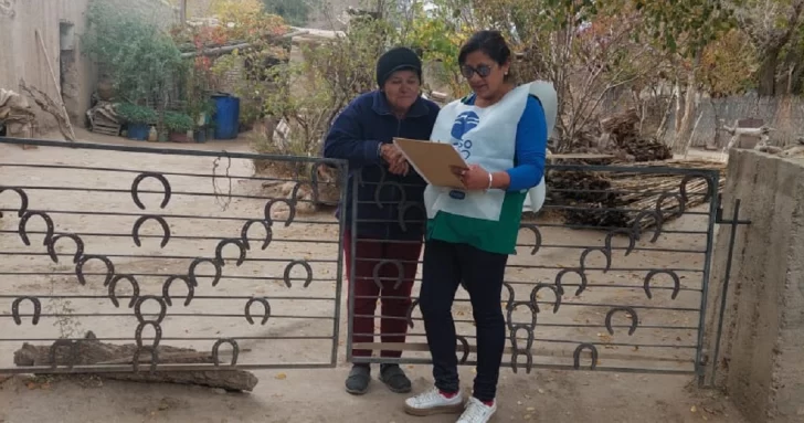 En las zonas alejadas la llegada de los censistas se vive como una fiesta