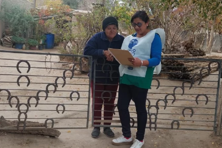 En las zonas alejadas la llegada de los censistas se vive como una fiesta