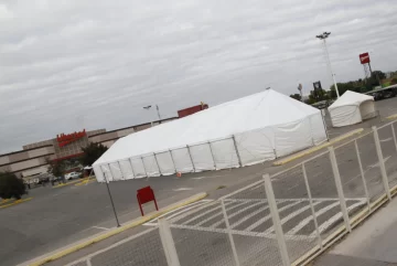 Salud Pública prepara un nuevo Autovac y estará en el estacionamiento del Hiper Salud Pública prepara un nuevo Autovac y estará en el estacionamiento del Hiper