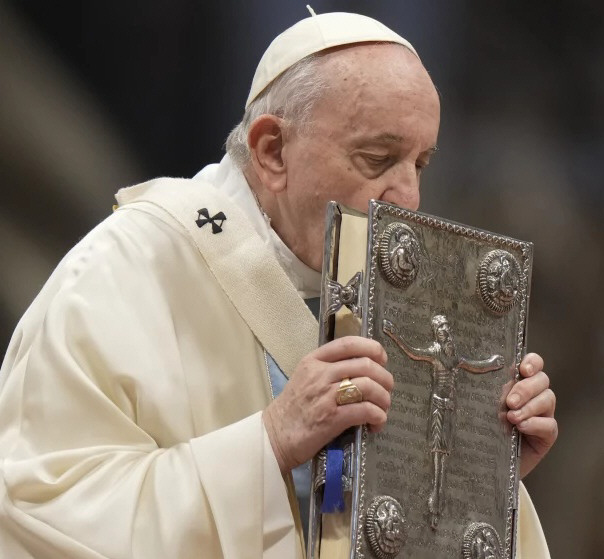 Ucrania: para Francisco, la guerra estaría ligada al comercio de armas Ucrania: para Francisco, la guerra estaría ligada al comercio de armas