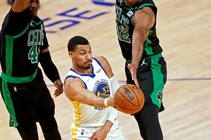 Los Warriors ahora vencen a los Celtics 3-2